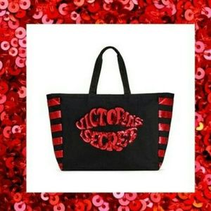 CUTE VICTORIA'S SECRET KISS SHAPE RED SEQUIN TOTE